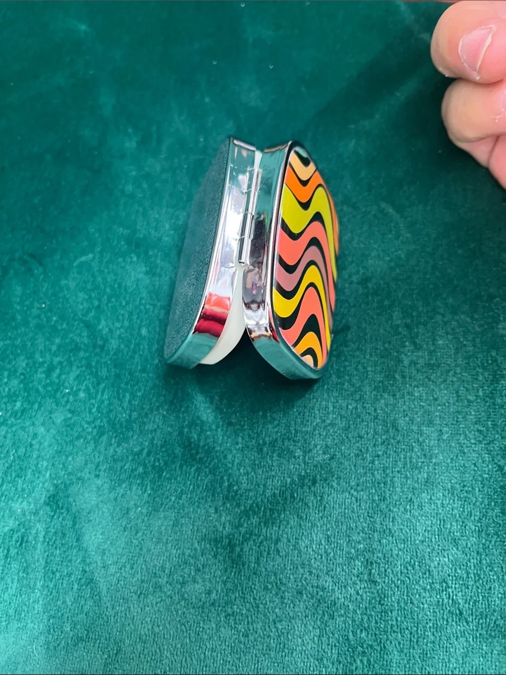 Multi-Color Wave Compact Mirror Case - Pink, Yellow & Orange